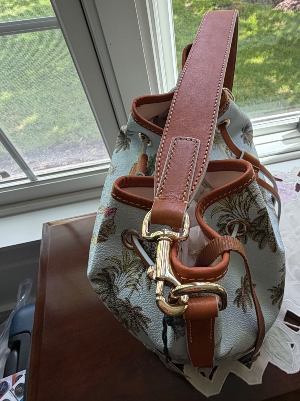 NWT Disney Parks Dooney & and Bourke Peter Pan Drawstring Shoulder Bag  2023 - Picture 15 of 16